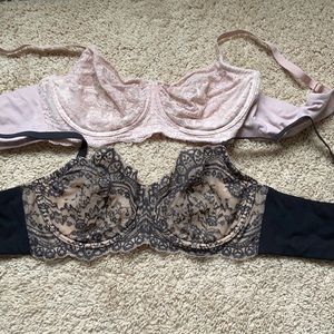 Two natori Bras